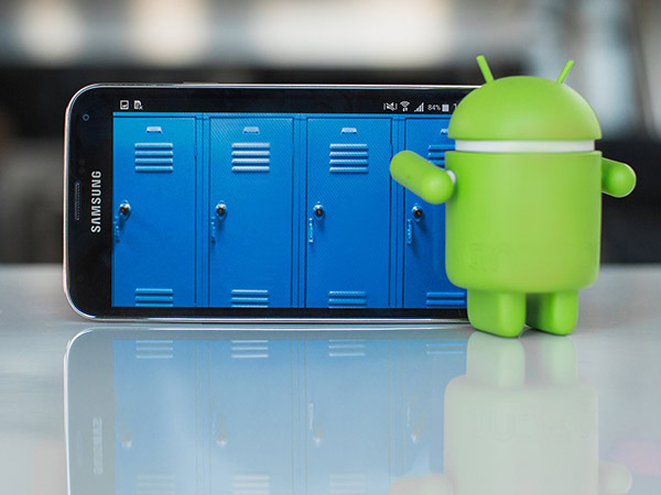 പ്രധാന വിവരങ്ങള്‍ മറച്ചുവയ്ക്കുക