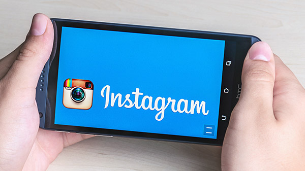 സ്‌നാപ്ചാറ്റും ഫേസ്ബുക്കും തമ്മില്‍ മത്സരം