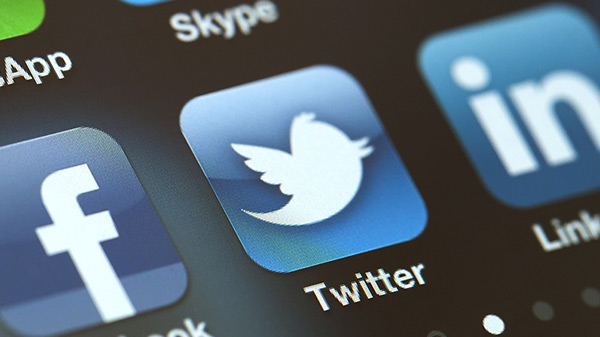 ആഗോളസമ്പത്ത് വ്യവസ്ഥയ്ക്കു ഭീക്ഷണിയാകുന്നു