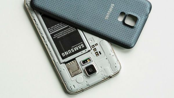 4. സർവീസ് സെന്റർ