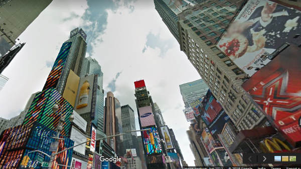 13. ടൈംസ് സ്ക്വയർ - ന്യൂയോർക്ക് സിറ്റി, യുണൈറ്റഡ് സ്റ്റേറ്റ്സ്