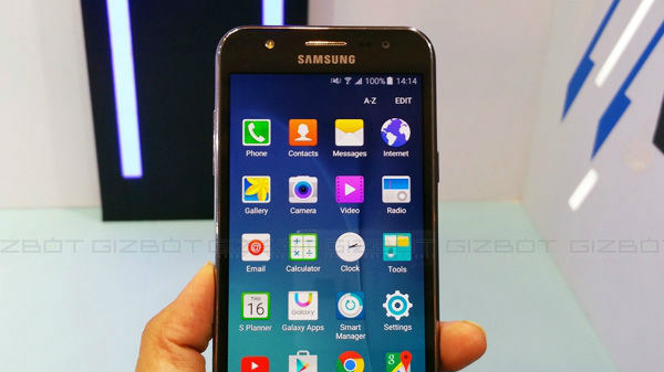 3. ഫോൺ വാങ്ങുമ്പോൾ ഉണ്ടാവുന്ന അതിലെ അനാവശ്യ ആപ്പുകൾ