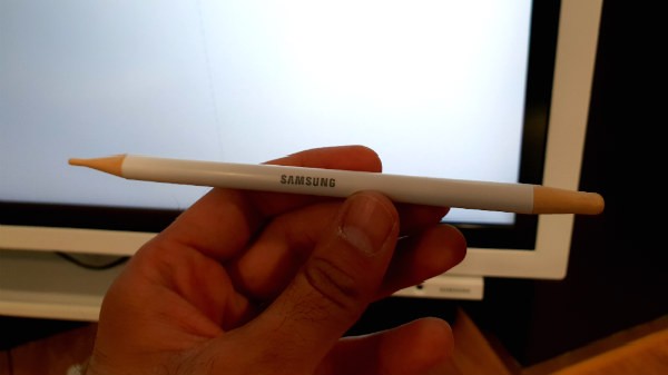 ഒരേ സമയം നാലു പേര്‍ക്ക് അവരുടെ ഉളളടക്കങ്ങള്‍ പ്രദര്‍ശിപ്പിക്കാം