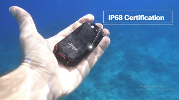 പല വമ്പൻ ഫോണുകൾക്കും അവകാശപ്പെടാൻ സാധിക്കാത്ത അതിശയിപ്പിക്കുന്ന വാട്ടർ പ്രൂഫ്