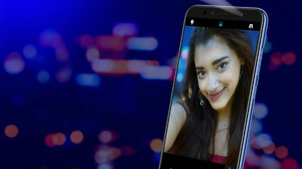 ഇരുണ്ട വെളിച്ചത്തിൽ പോലും തെളിച്ചമുള്ള സെൽഫികൾ