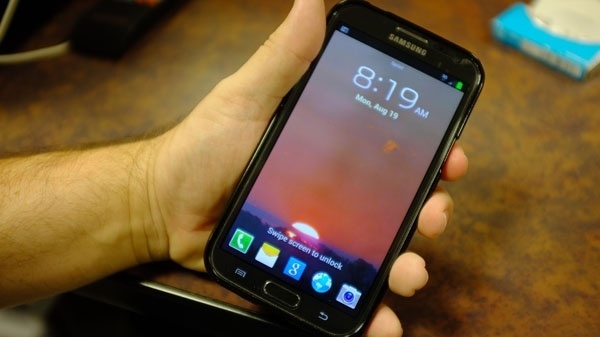 ചെയ്യുമ്പോള്‍ ഫോണ്‍ നഷ്ടപ്പെട്ടില്ല എന്ന് ഉറപ്പു വരുത്തുക