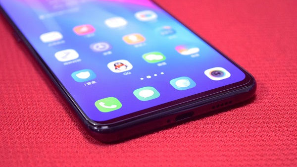 91.24% സ്ക്രീൻ ടു ബോഡി അനുപാതം