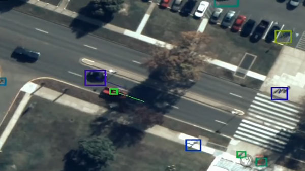 2 മെഗാപിക്സൽ ക്യാമറയെക്കാൾ 900 മടങ്ങ് വ്യക്തത