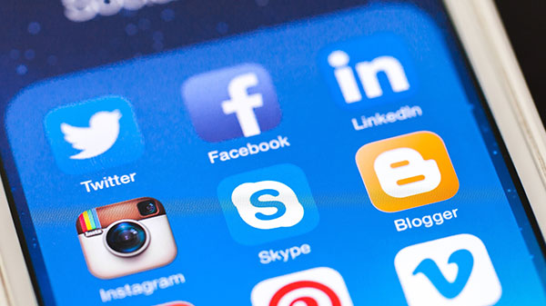 സോഷ്യല്‍ മീഡിയ പ്ലാറ്റ്‌ഫോമുകളില്‍ അധികമായി ഷെയര്‍ ചെയ്യരുത്