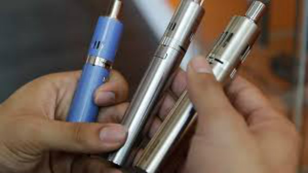 ഉപയോഗിക്കുന്നവർ അധികം ചാർജ്‌ജാവാതെ സൂക്ഷിക്കുക