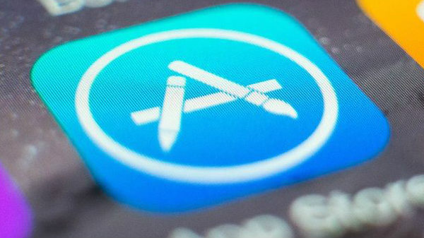 ആപ്പിളിന് താങ്ങായി സേവനങ്ങള്‍