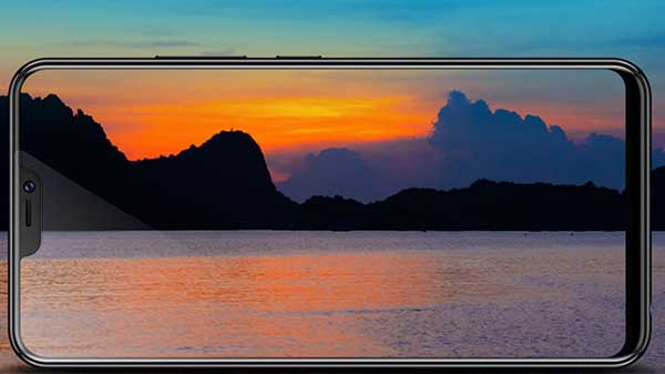 എഡ്ജ്-ടൂ-എഡ്ജ് ഡിസ്‌പ്ലേ