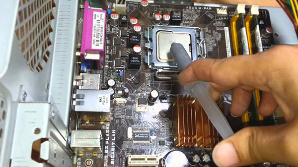 1. ചൂടാകുന്ന പ്രശ്‌നം