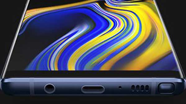 3 വലിയ മികവുറ്റ ഡിസ്പ്ളേ 