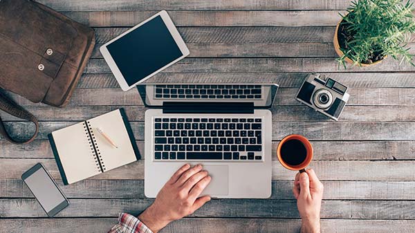 എങ്ങനെ എവിടെ ഓൺ ചെയ്യാം?