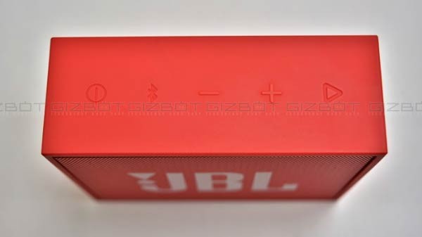 പെയറിംഗും ബാറ്ററിയും