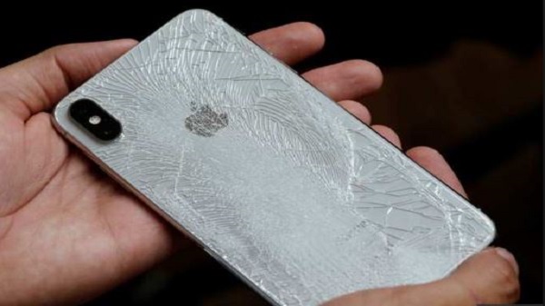 വ്യാജ ചാര്‍ജിംഗ് കേബിളുകള്‍