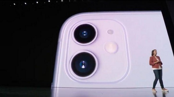 ഇരട്ട ക്യാമറകളുമായി ആപ്പിൾ ഐഫോൺ 11 പ്രഖ്യാപിച്ചു