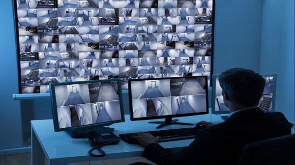 ൻട്രലൈസിഡ് ഫേഷ്യൽ റെക്കഗനിഷൻ