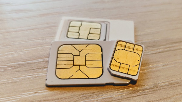 മുപ്പതിലധികം രാജ്യങ്ങളിൽ ഉപയോഗിക്കുന്നു