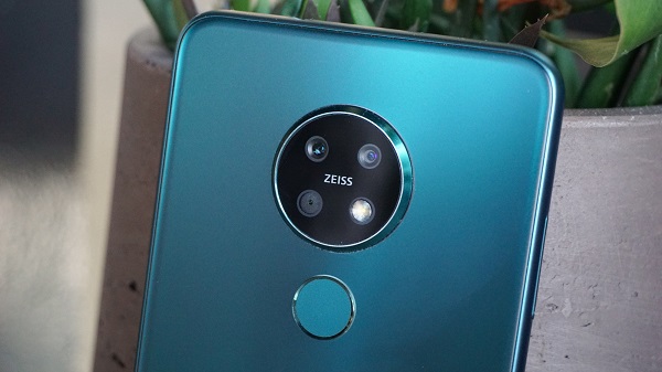 ട്രിപ്പിൾ ക്യാമറകളുമായി നോക്കിയ 7.2