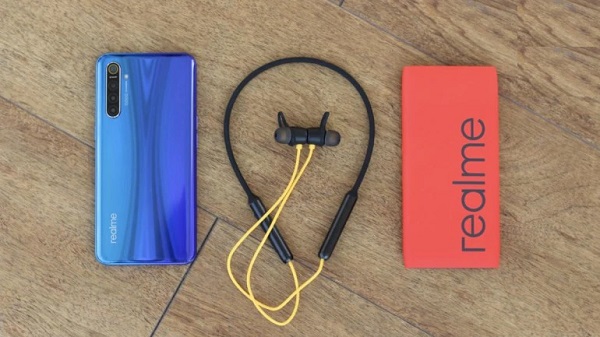 റിയൽമി ബഡ്‌സ് വയർലെസ് അവതരിപ്പിച്ചു 