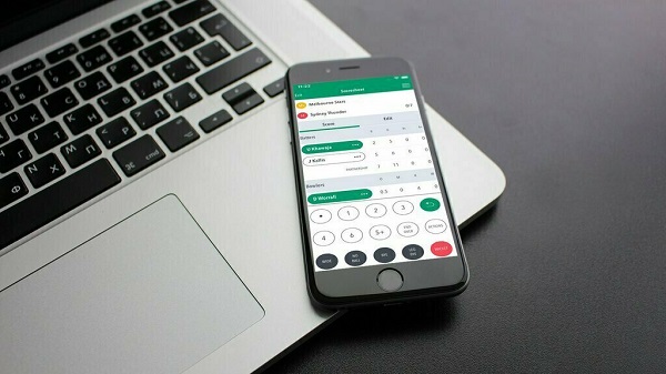 'ക്രിക്ക്ഓൺ' സ്‌കോർ അപ്ലിക്കേഷൻ
