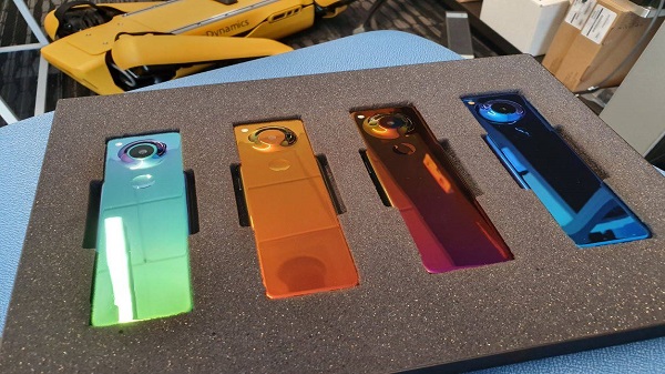 ആൻഡ്രോയിഡ് സ്ഥാപകൻ ആൻഡി റൂബിൻറെ പുതിയ എസ്സൻഷ്യൽ ഫോൺ 