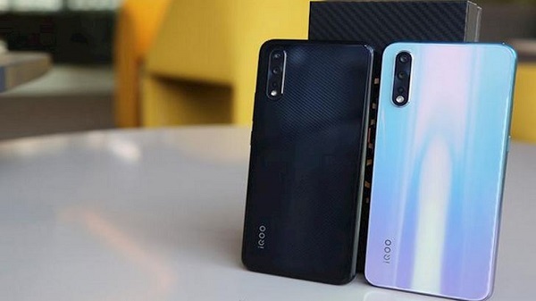 3 നിറങ്ങളിൽ വിവോ ഐക്യു നിയോ 855