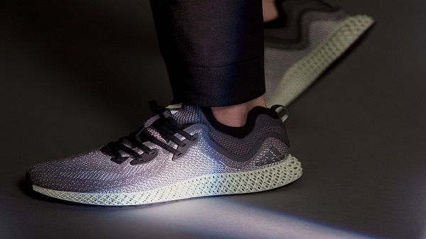 അഡിഡാസ് ആൽഫ എഡ്ജ് 4 ഡി റണ്ണിംഗ് ഷൂസ് 