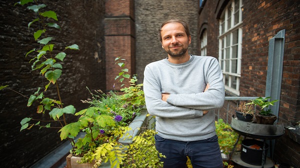 ചീഫ് എക്സിക്യൂട്ടീവ് ഓഫീസർ ക്രിസ്റ്റ്യൻ ക്രോൾ