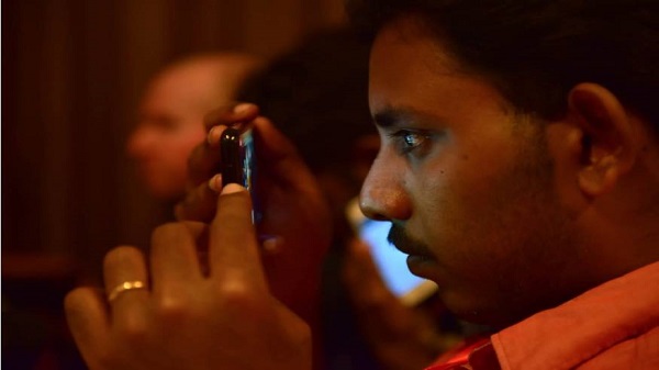 കാഴ്ച പരിമിതിയുള്ളവര്‍ക്കായി റെഡ്മിയുടെ സ്മാർട്ഫോണുകള്‍ 