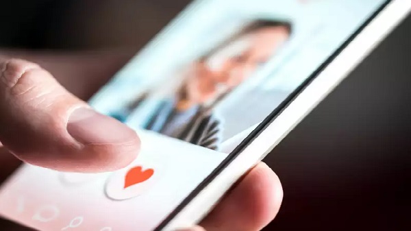 ഡേറ്റിങ് ആപ്പുകൾ