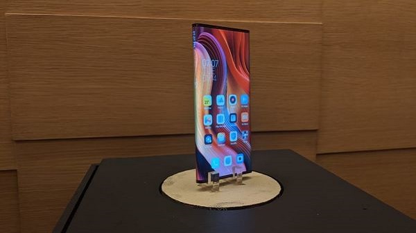 മി മിക്സ് ആൽഫ സറൗണ്ട് ഡിസ്പ്ലേയ് 