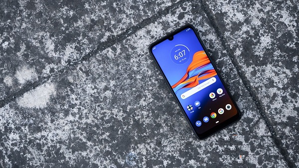 5W ചാർജിംഗുള്ള 3000 എംഎഎച്ച് ബാറ്ററി