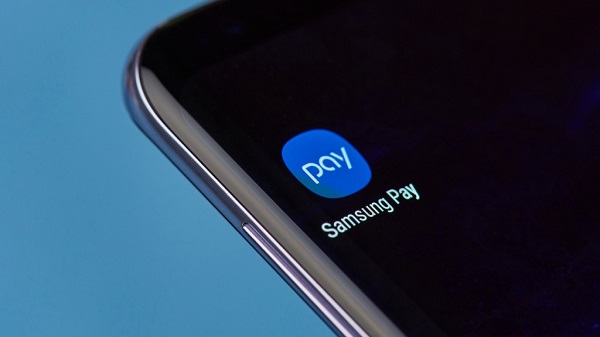 സ്മാർട്ട്‌ഫോൺ ബിസിനസിനെ സാംസങ് പേ ഡെബിറ്റ് കാർഡ് സഹായിക്കും