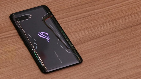 അസ്യൂസ് റോഗ് ഫോൺ 2 