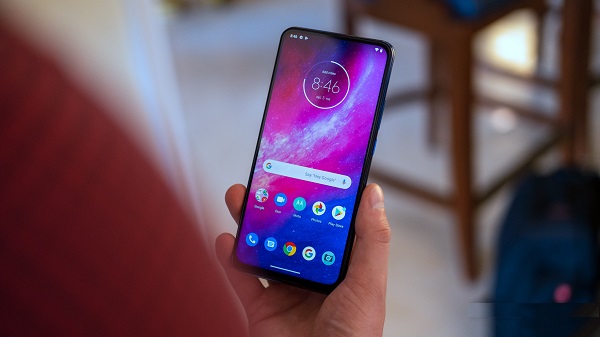 മോട്ടറോള വൺ ഫ്യൂഷൻ + സവിശേഷതകൾ