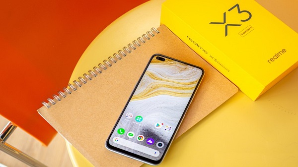 റിയൽ‌മി എക്സ് 3 സൂപ്പർ‌സൂം