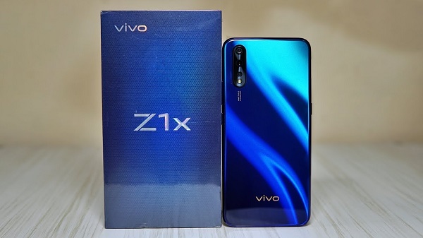 വിവോ Z1X