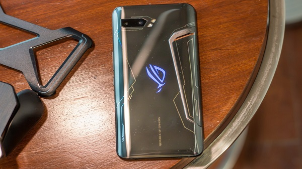 അസ്യൂസ് റോഗ് ഫോൺ 3: 6,000mAh ബാറ്ററി