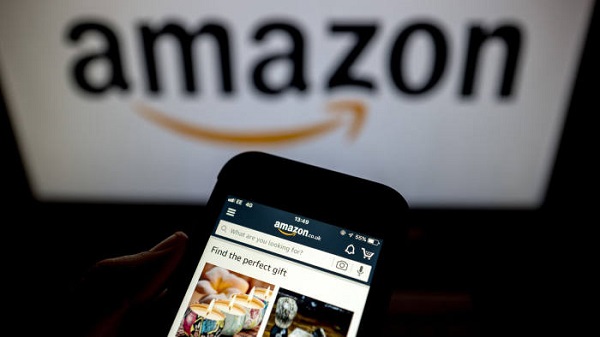 ലൈറ്റ്‌നിങ് ഡേ സെയില്‍സ്