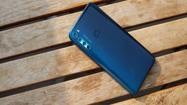 മോട്ടറോള വൺ ഫ്യൂഷൻ + ഫ്ലിപ്പ്കാർട്ടിൽ