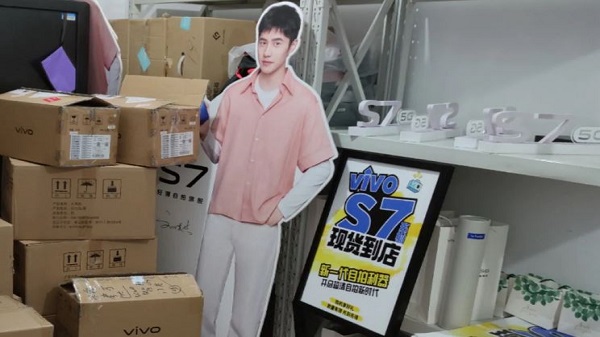 33W ഫാസ്റ്റ് ചാർജിംഗ് പിന്തുണ