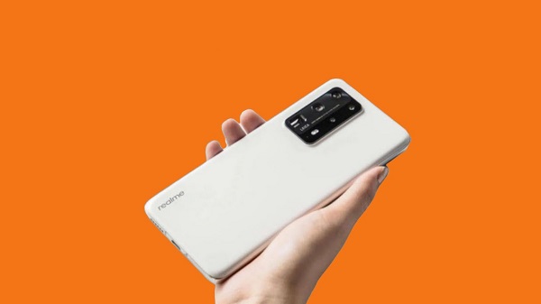 റിയൽ‌മി 7 സ്മാർട്ഫോൺ