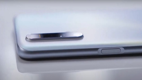 റിയൽ‌മി എക്‌സ് 7 പ്രോ സ്മാർട്ഫോൺ