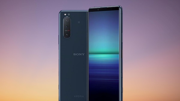 ട്രിപ്പിൾ റിയർ ക്യാമറ