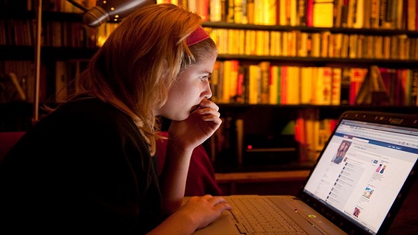 സോഷ്യൽ നെറ്റ്‌വർക്കിംഗ് ആപ്ലിക്കേഷനുകൾ 