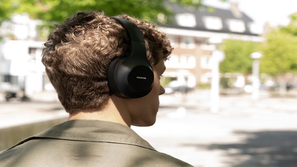 എസൻഷ്യൽ വയർലെസ് ഹെഡ്‌ഫോണുകൾ