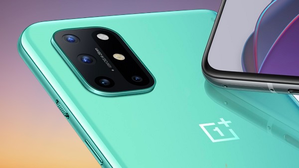 ക്വാഡ് റിയർ ക്യാമറ 